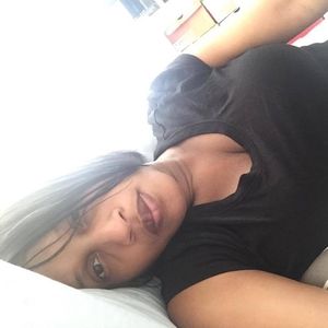 Meet your Posher, Ebony